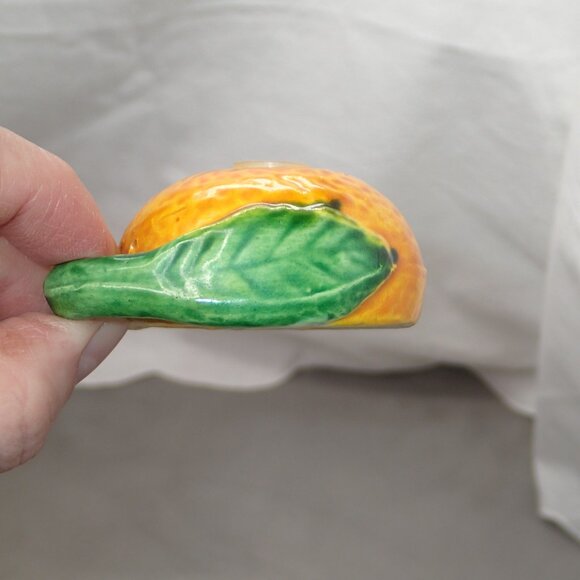 Vintage 1960's Small Lemons Porcelain Salt and Pepper Shakers Lemons Oranges - Picture 12 of 12